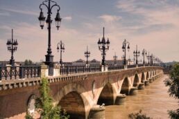 pont de pierre bordeaux la Garonne 