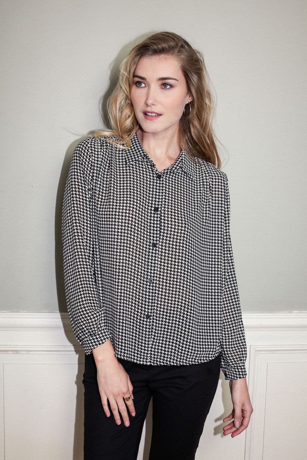 Houndstooth printed blouse