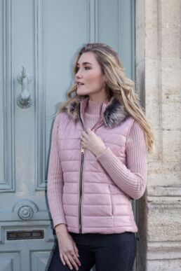 Quilted sleeveless down jacket