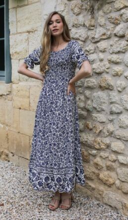 Shooting two-tone long dress blue and white