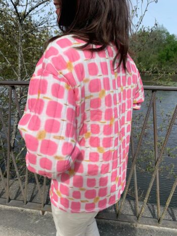 fluorescent pink quilted jacket printed long sleeves and back plated pockets